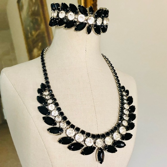 Vintage WEISS Black Crystal Demi Parure Necklace Bracelet Set - Picture 16 of 17